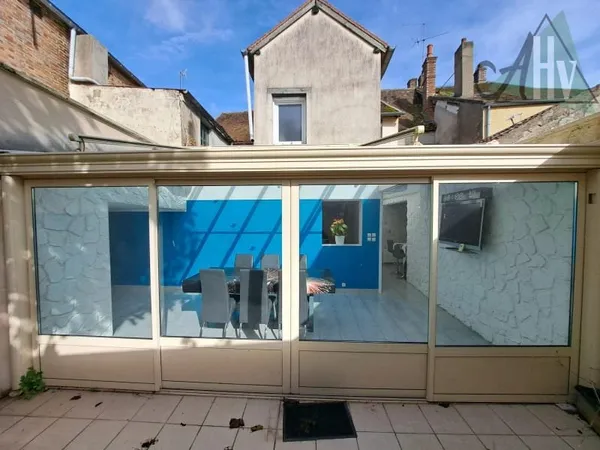 Maison 9 pièces 228 m²