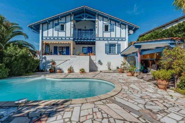 Maison 5 pièces 172 m²