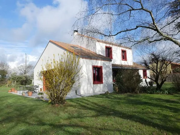 Maison 7 pièces 180 m²