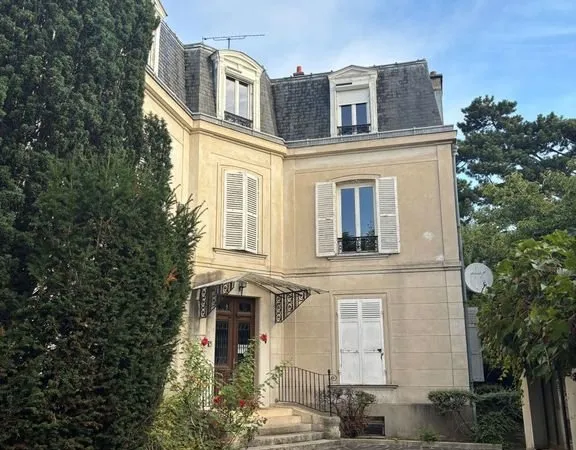 Maison de luxe 8 pièces 267 m²