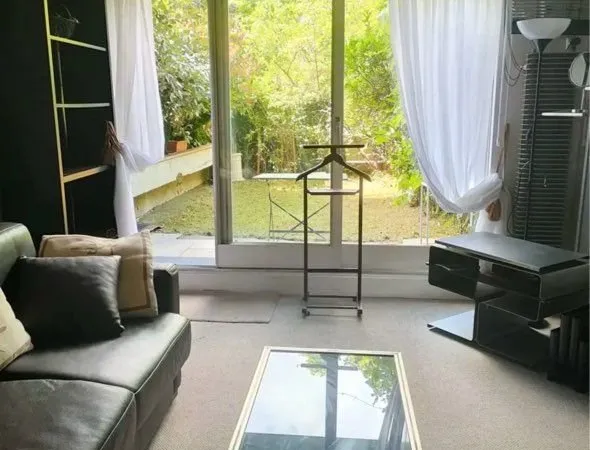 À louer : Studio meublé