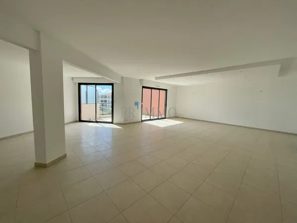APPARTEMENT 155m2 DERNIER ETAGE TERRASSE VUE MER