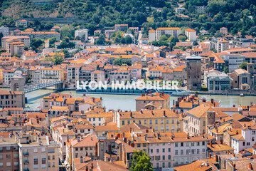 Rez-de- jardin de 84m2 sur Saint Romain en Gal
