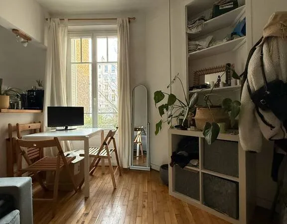 Studio 1 pièce 24 m²