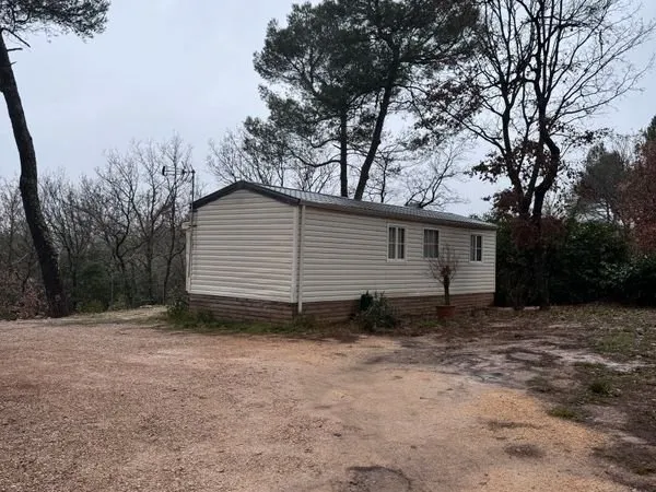 Mobile home dans camping residentiel avec piscine