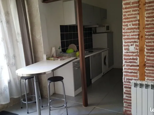 Appartement T2 meublé 35m² plein centre FIGEAC