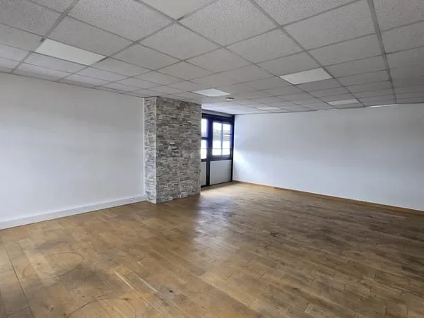 BUREAUX 230 m2