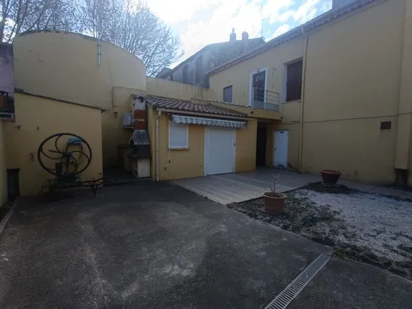 Maison 6 pièces 180 m²