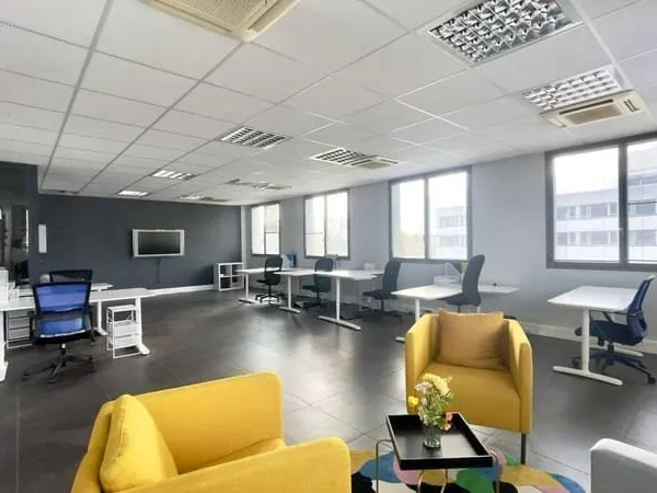 Commerce 117 m²