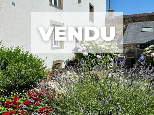 CANCALE centre proche église - Appartement rénovation grand standing type 3
