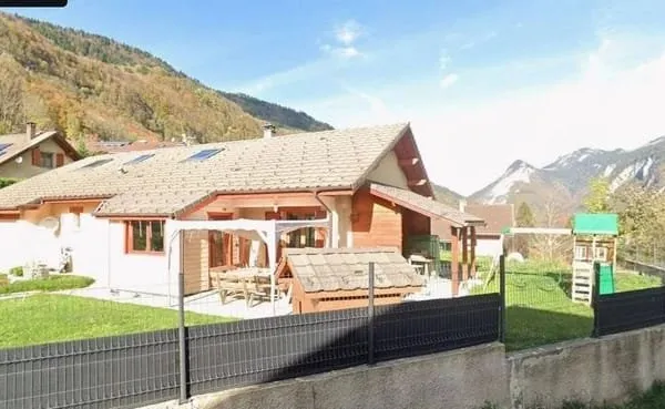 Maison 8 pièces 126 m²