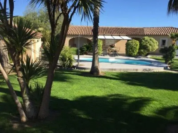 Propriete à vendre 5 pièces PERPIGNAN QUARTIER CHATEAU ROUSSILLON ET MAS LLARO PERPIGNAN (66)