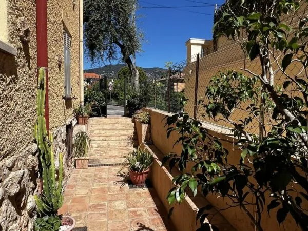 Superbe DUPLEX LOFT avec beaucoup de charme, 3 Pièces 76 m2 et