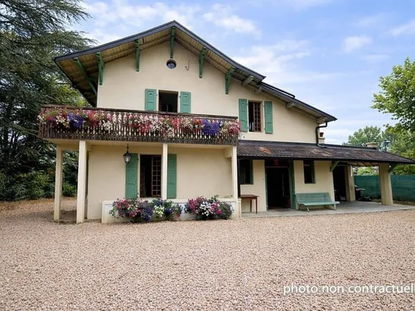 Maison 6 pièces 160 m²