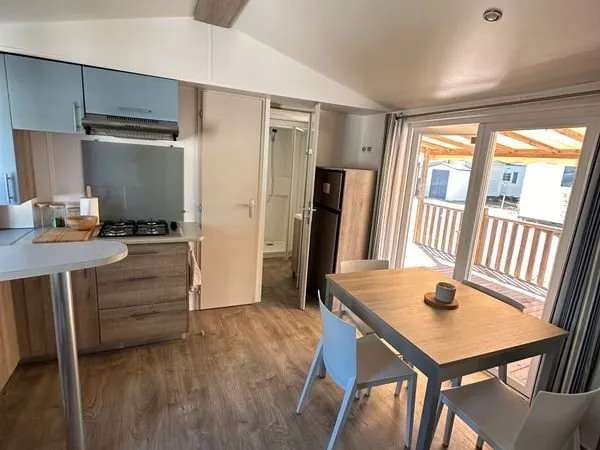 Mobil home- Spacieux, lumineux et bien agencé