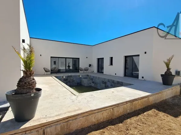 EXCLU - Proche SENS - Maison d'architecte récente de 180 m2