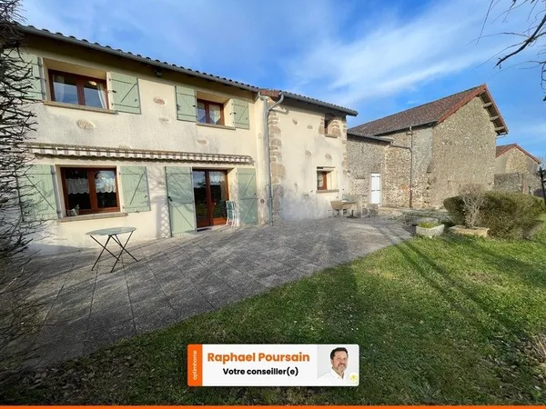 Charmante maison 4 chambres avec grange et garage sur 2900m2 de terrain