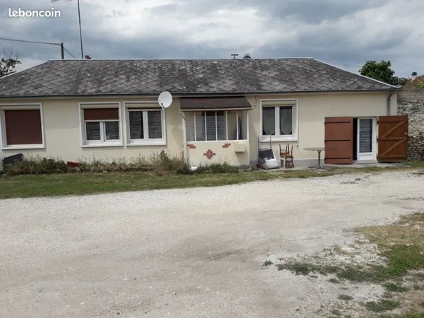 MAISON F3 Chalette sur loing (QUARTIER DERRIERE VESINES)