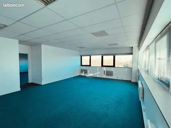 Bureaux 169 m²