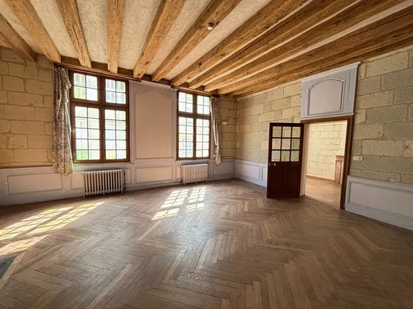 Maison de charme à fort potentiel Centre-ville de Saumur