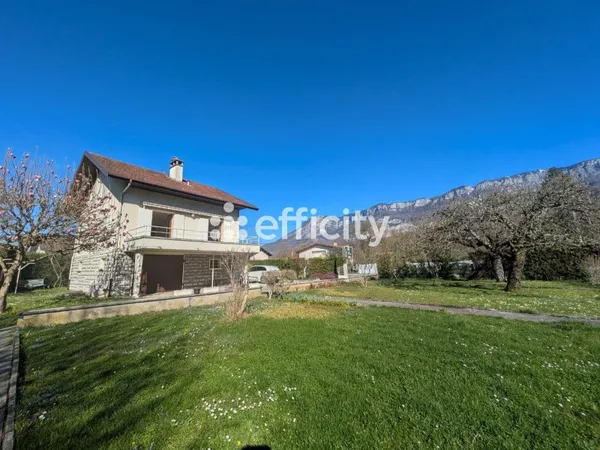 Maison 7 pièces 102 m²