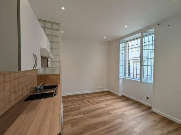 Studio 1 pièce 15 m²