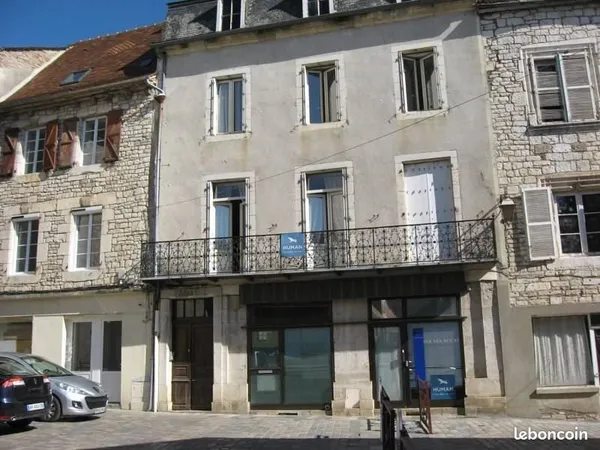 Immeuble 300 m²