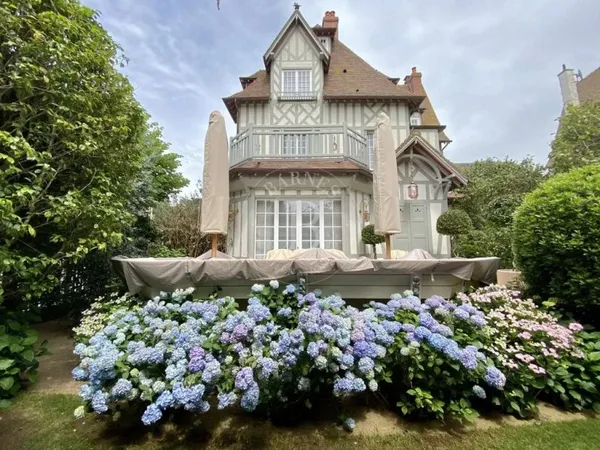 Maison de luxe 10 pièces 310 m²