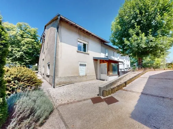 Grande Maison à Lantenay