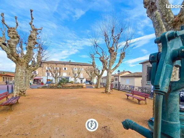 Ensemble immobilier Quincié-en-Beaujolais