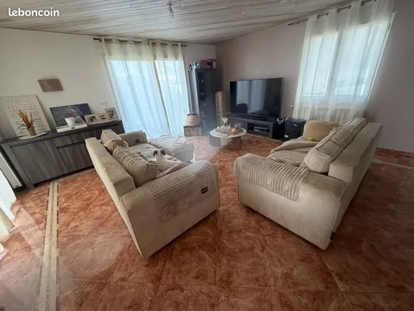 Maison à louer 6 pièces Lherm