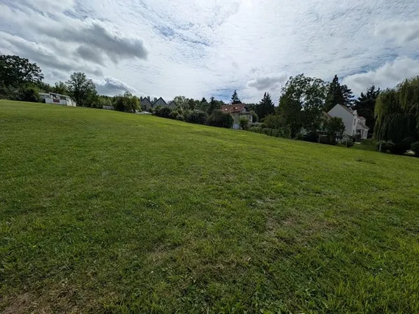Terrain constructible 1388 m²