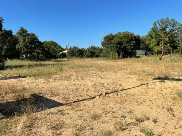 Terrain 524 m²
