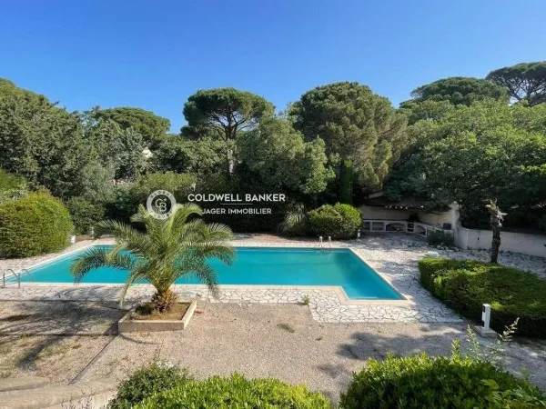 Villa 8 pièces 300 m²