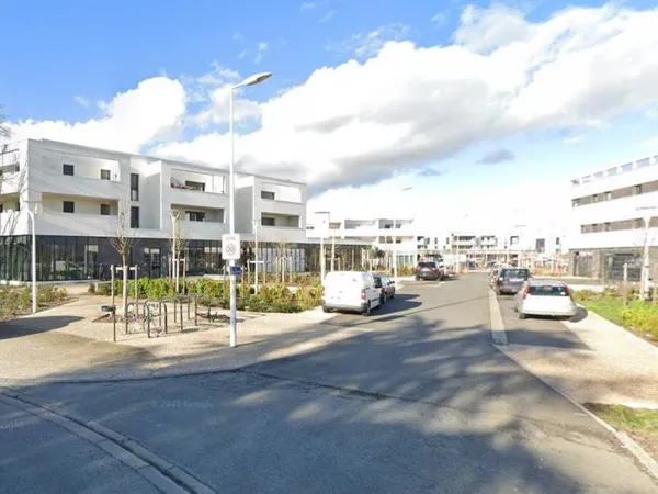 Local commercial 103 m²