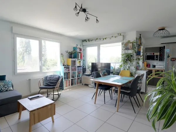 Vends T4 - 82.7m² - Villeurbanne 69100