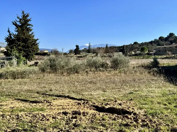 VAISON PROCHE - TERRAIN A BATIR 946M2