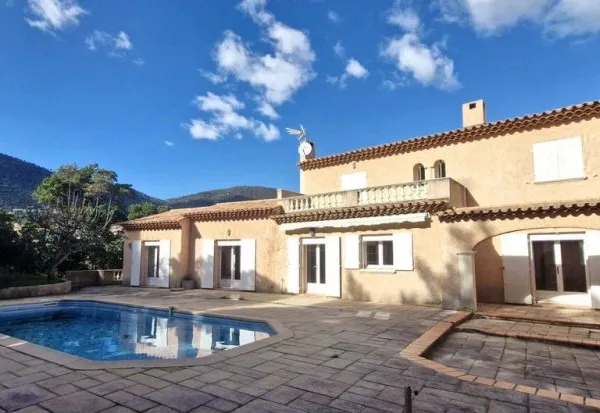 Maison de luxe 4 pièces 147 m²