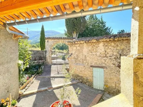 Maison 10 pièces 600 m²