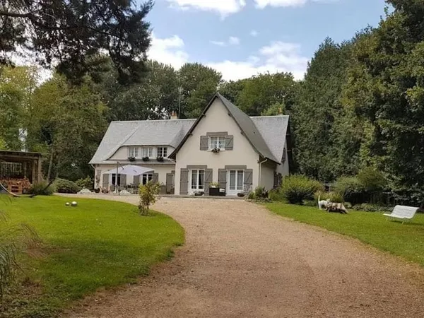 Villa 8 pièces 292 m²