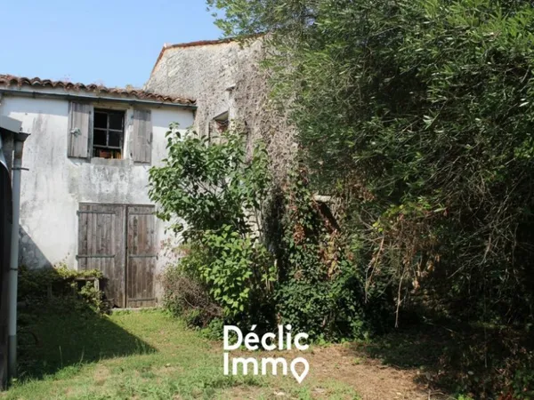 Local 2 pièces 120 m²