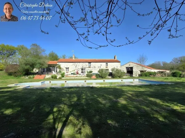 Maison 7 pièces 200 m²