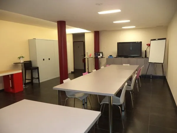 Bureau et espace de travail Location Wettolsheim 2p 100m² 1440€