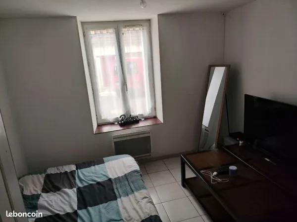Appartement centre ville Contres