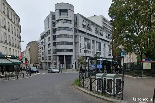 Local commercial 334 m²