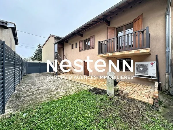 Maison à rénover edifiée sur deux niveaux - 71570 ROMANECHE-THORINS