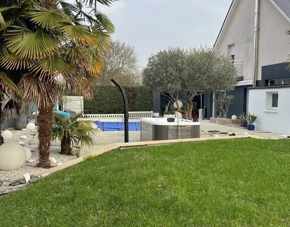 Maison 6 pièces 180 m²
