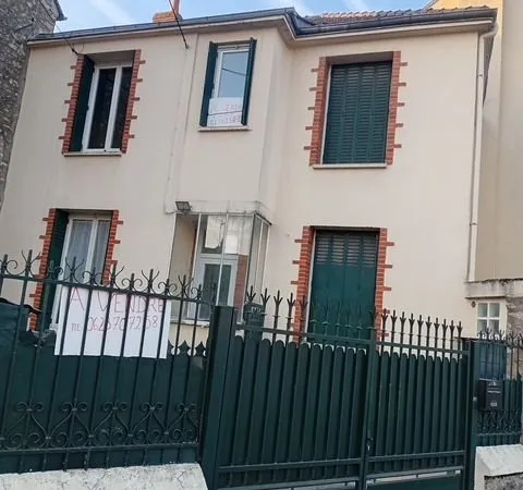 Maison centre ville puiseaux