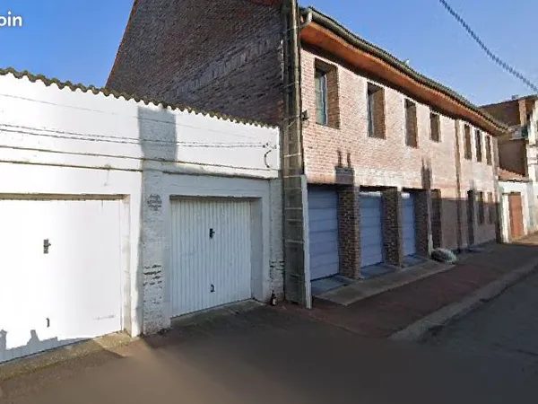 Garage à louer