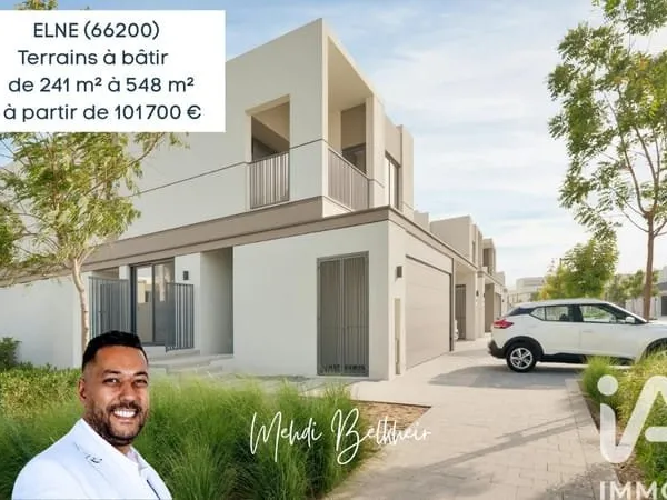 Terrain 310 m²